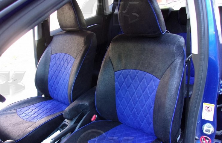 Уход за сидениями Honda Fit 2 поколения